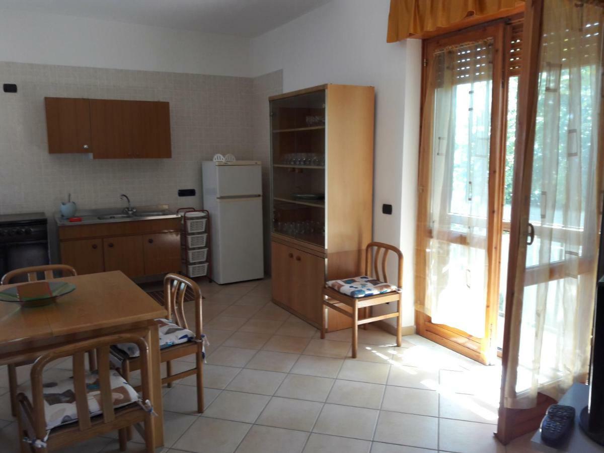 Casa Vacanze Maria Vienna ปอลลิกา ภายนอก รูปภาพ